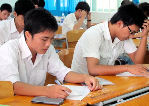Người nhà nạn nhân MH370 an ủi thân nhân hành khách MH17