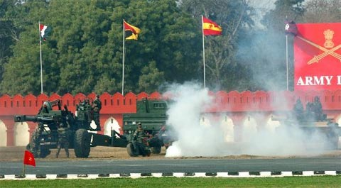 Người nhà nạn nhân MH370 an ủi thân nhân hành khách MH17